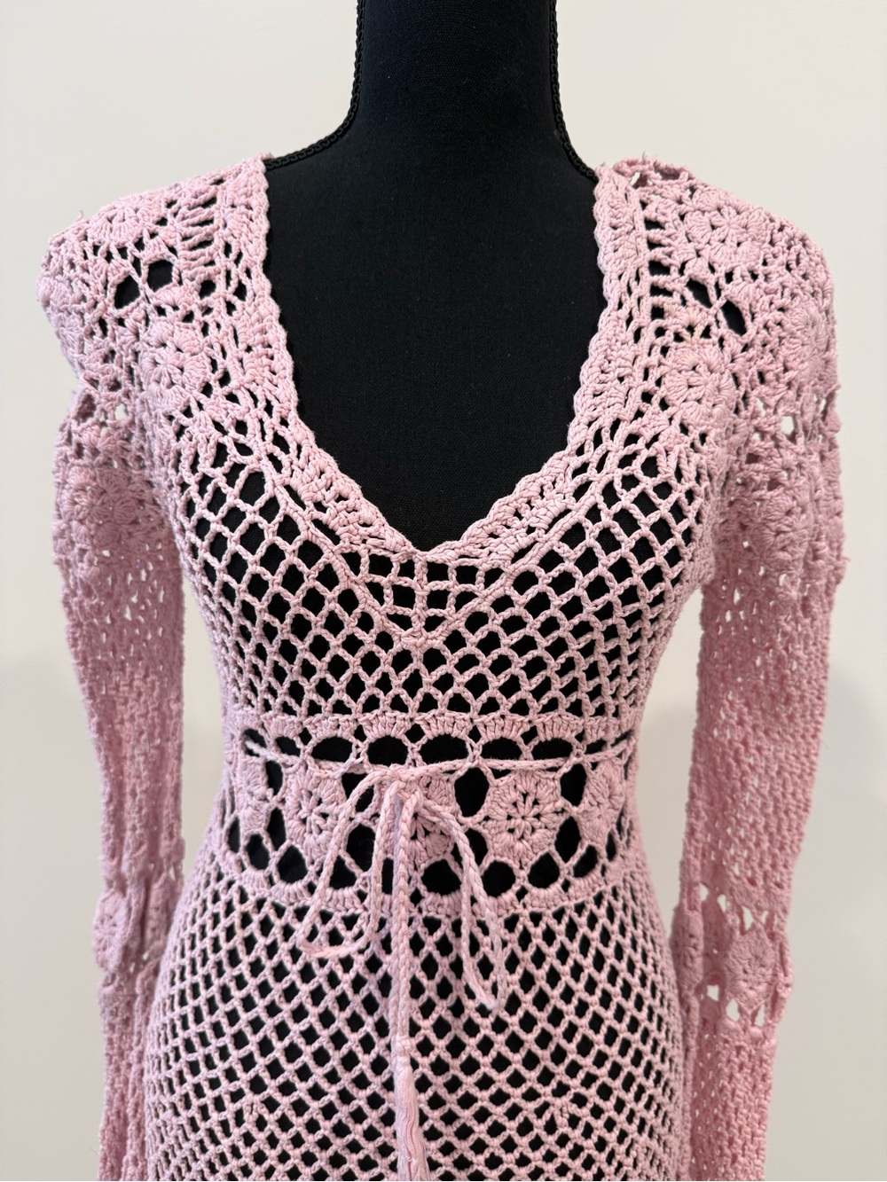 Sugar Thrillz Pink Crochet Bell Sleeve Mini Dress Swim Cover Up Size Large - Picture 2 of 5